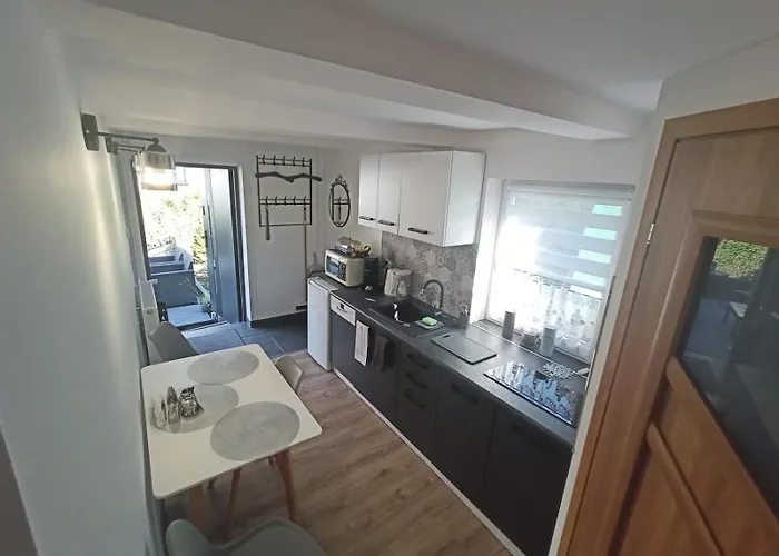 Pod Lipami Apartment