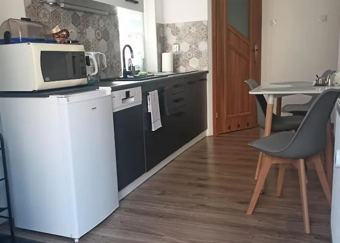 Pod Lipami Apartment *